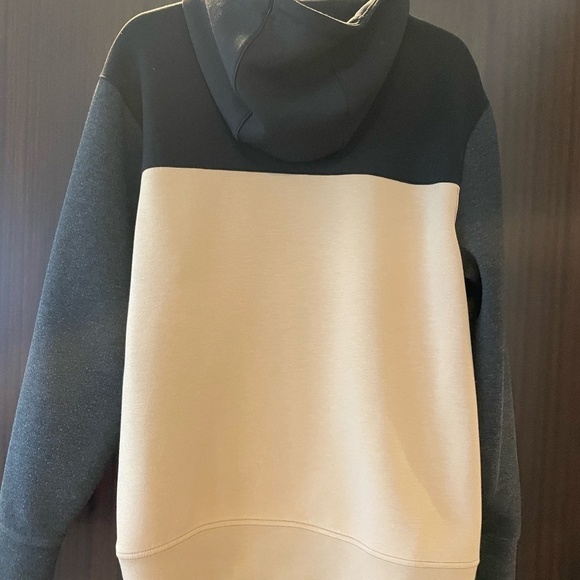 Athletic American Eagle Hoodie - Picture 2 of 3